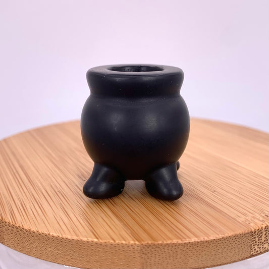 Obsidian Cauldron Mini Carving