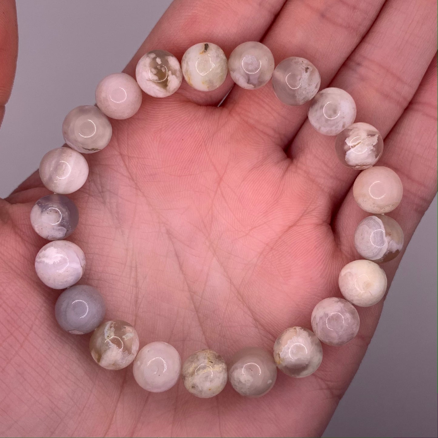 8mm Flower Agate Bead Bracelet